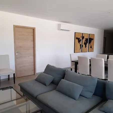 Spacieuse à Zonza Avec Piscine Privée Villa *