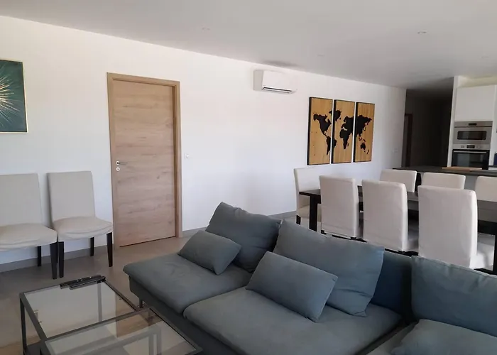 Spacieuse A Zonza Avec Piscine Privee 빌라 *